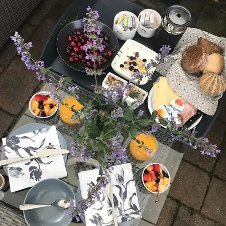 Couette-café Tiny House Boatshed