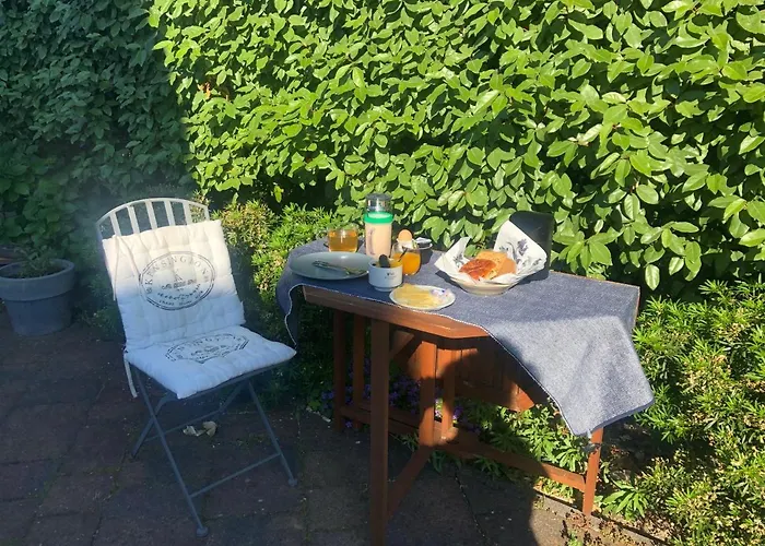 Tiny House Boatshed 4*