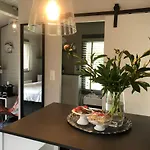 Tiny House Boatshed ヘームステーデ
